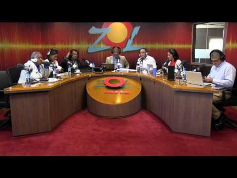 Ing. Luis Salcedo sub director operativo de CAASD recibe denuncias de averías de los oyentes