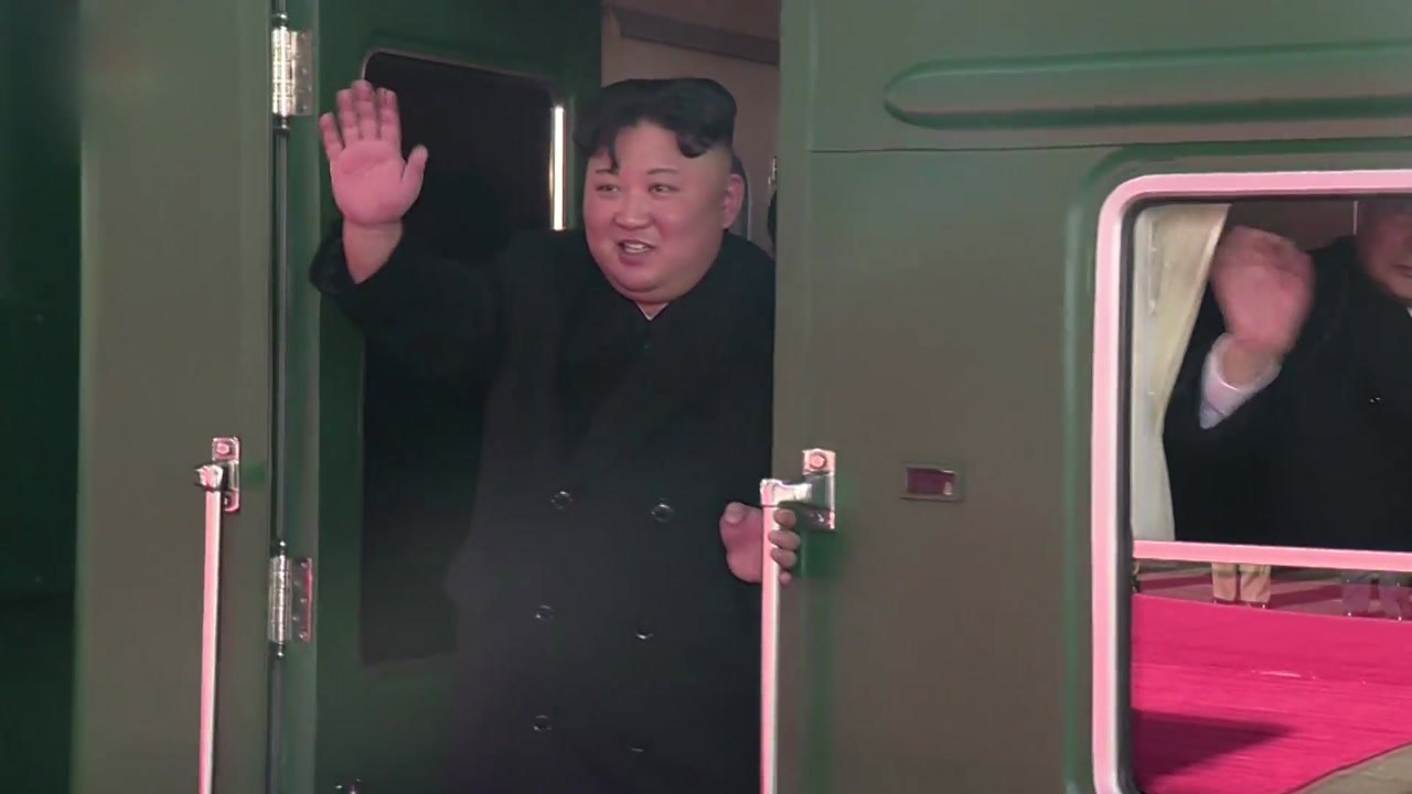 김정은, 열차 타고 러시아행 가능성...中 경유할 듯 / YTN