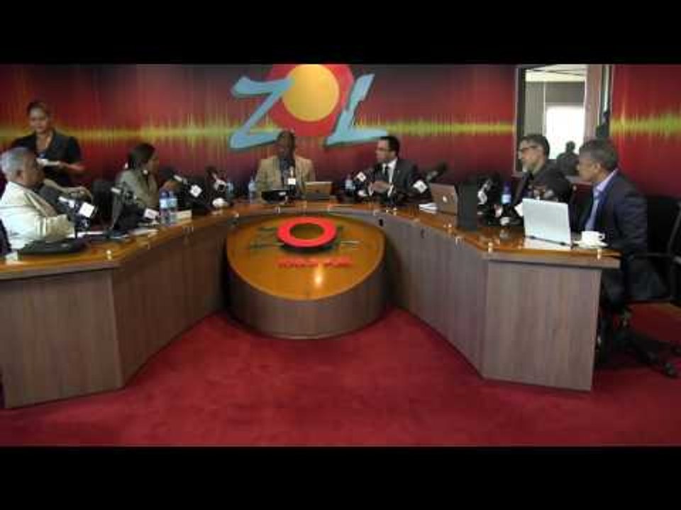 Andres Navarro ministro de educación comenta resultado de RD en las pruebas Pisa