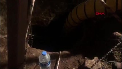 Bursa İznik'te Kaçak Kazı Yapan 8 Defineci, Kazdıkları Kuyuda Mahsur Kaldı -5