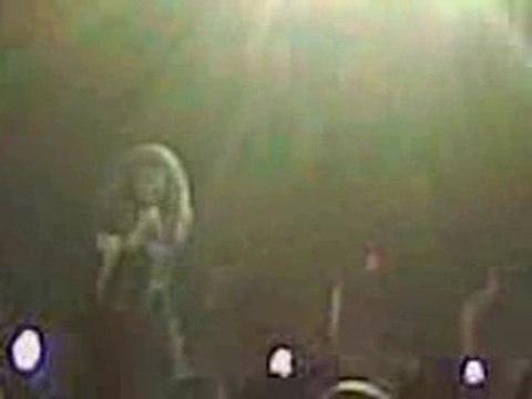 Shakira Live Underneath Your Clothes - Oral Fixation Tour 07