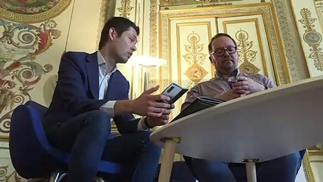 Samsung revisará su teléfono plegable tras críticas negativas