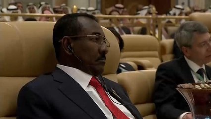 طه عثمان.. هل عاد للسودان لتسويق توجهات السعودية والإمارات؟