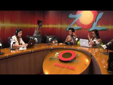 Comentando en #SoloParaMujeres declaraciones de Prince Royce sobre premios Soberanos