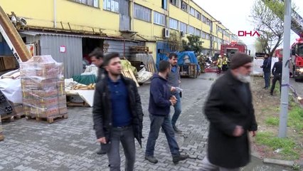 İstanbul- Başakşehir'de Sanayi Sitesindeki 2 İş Yerinde Yangın Çıktı