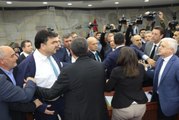 Balıkesir Büyükşehir Belediye Meclisi Encümen Üyeliği Seçimlerinde Arbede Yaşandı