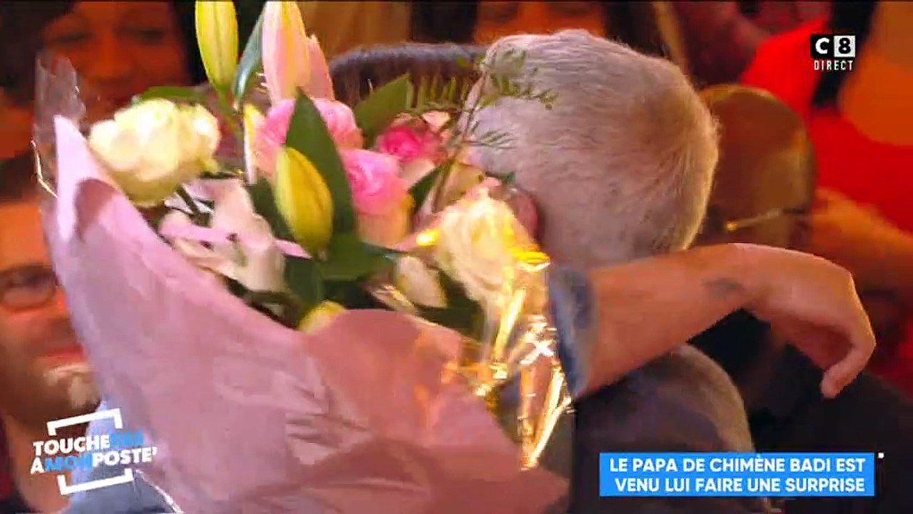 Chimène Badi fond en larmes dans TPMP quand Cyril Hanouna lui fait une surprise qui la bouleverse - Regardez