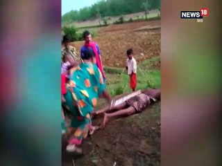 बच्चा चोर समझकर गांववालों ने युवक को पीट-पीट कर किया अधमरा, वीडियो वायरल