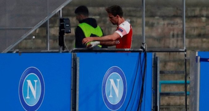 Arsenal-Napoli Maçına Damga Vurdu! Maç Oynanırken Tuvalete Gitti