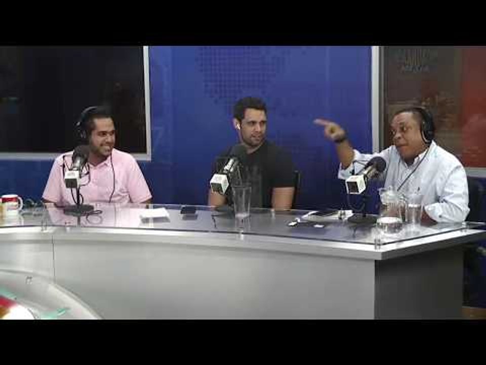 Chavo Dembow improvisando la canción de RepelAI...