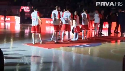 EVO ZAŠTO JE KALINIČ IZGUBIO KONTROLU: Pogledajte trenutak u kome navijač glavom udara prijatelja poznatog glumca !