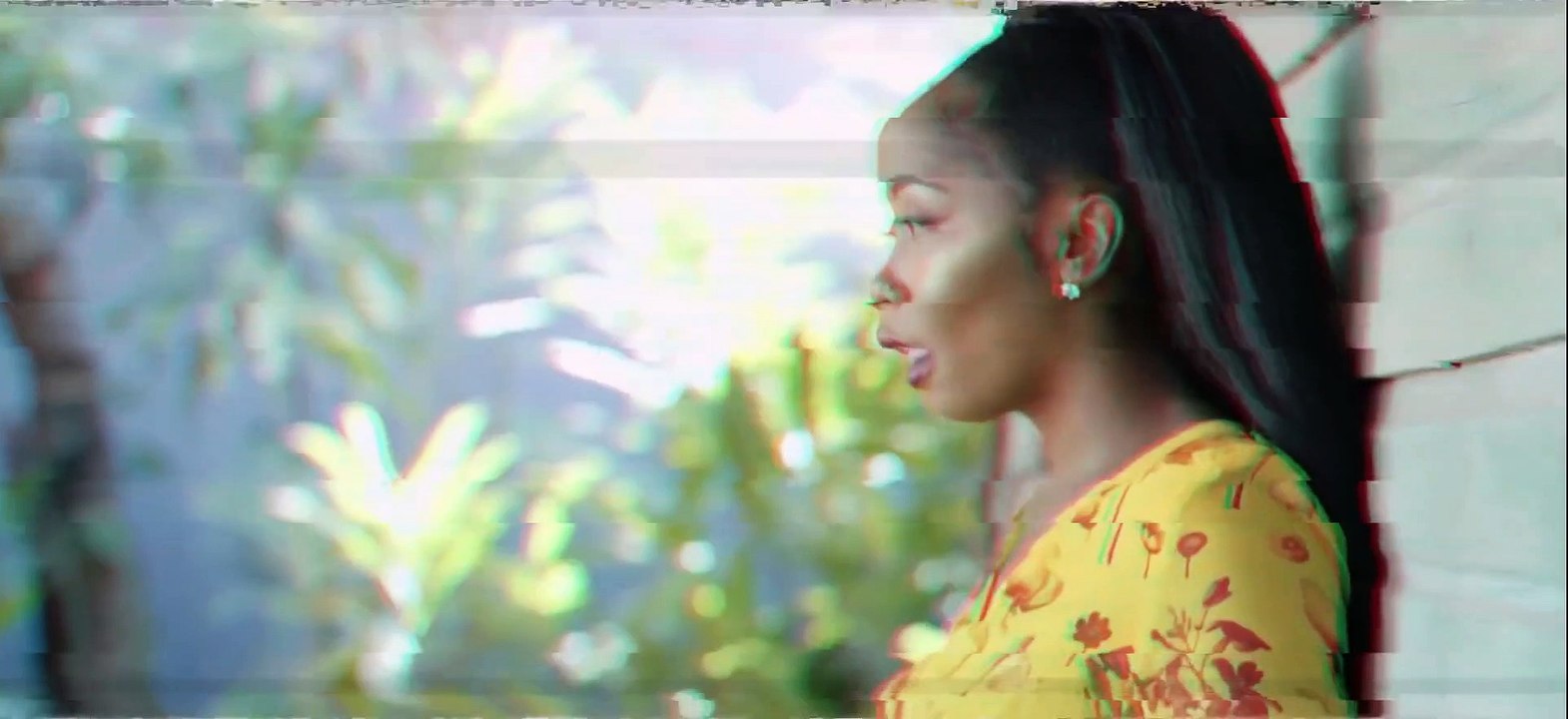 EFA NIOVA - Denise Clip Gasy 