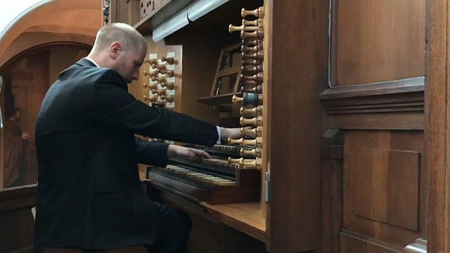 Оранист Нотр-Дама: Я не мог смотреть на пожар