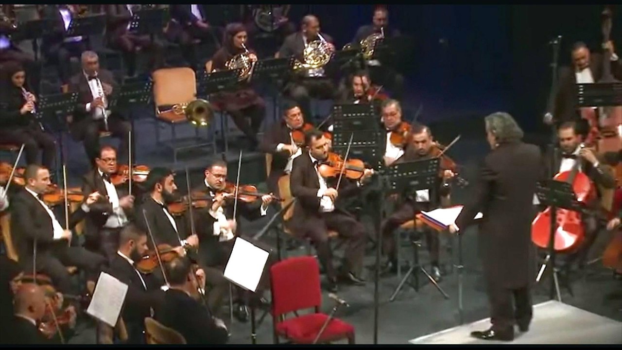 Iraq's top musicians continue performing despite unpaid wages