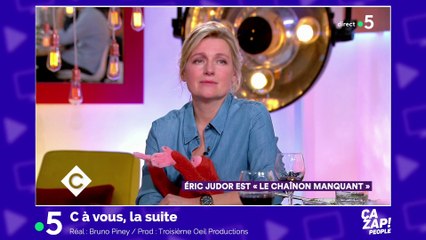 Cyril Hanouna se fait avoir par Alex Hepburn - ZAPPING PEOPLE DU 19/04/2019