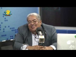 Chanel Rosa Chupany director ejecutivo del SNS responde pregunta oyente sobre hospitales