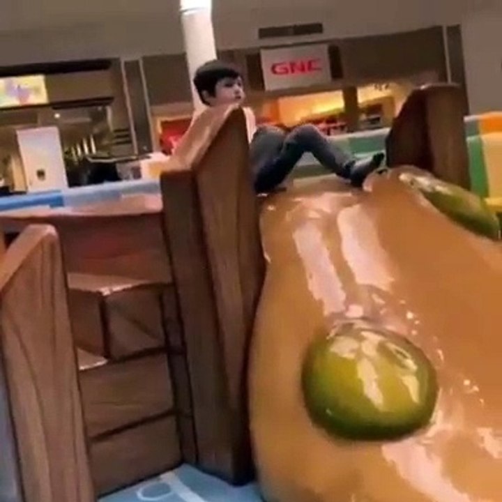 İçine Chucky Kaçmış Olabilir mi Bu Küçük Kızın :)