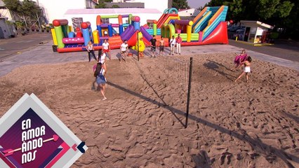 ¡Las niñas también sacaron todo su poder en el voleibol toallero! | Enamorándonos
