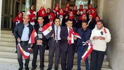 شاهد فى دقيقة.. متجمعين فى حب مصر .. شارك فى الاستفتاء