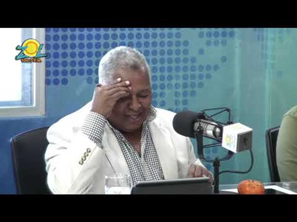 Melton P. comenta medida del Intrant del uso de licencia de conducir y seguro de daños a terceros