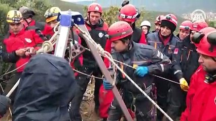 Kazdıkları kuyuda mahsur kalan definecileri kurtarma çalışmaları tamamlandı
