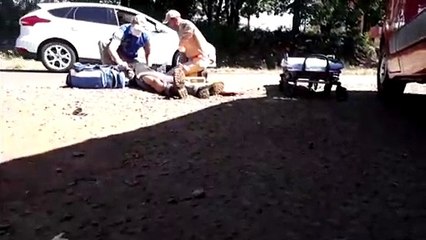 Carro e moto batem no Bairro São Cristóvão