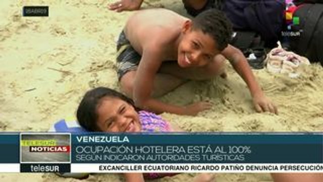 Venezolanos disfrutan días de Semana Santa en playas del país