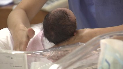 초저출산 국민연금 재정 위기...새로 추계 분석 / YTN