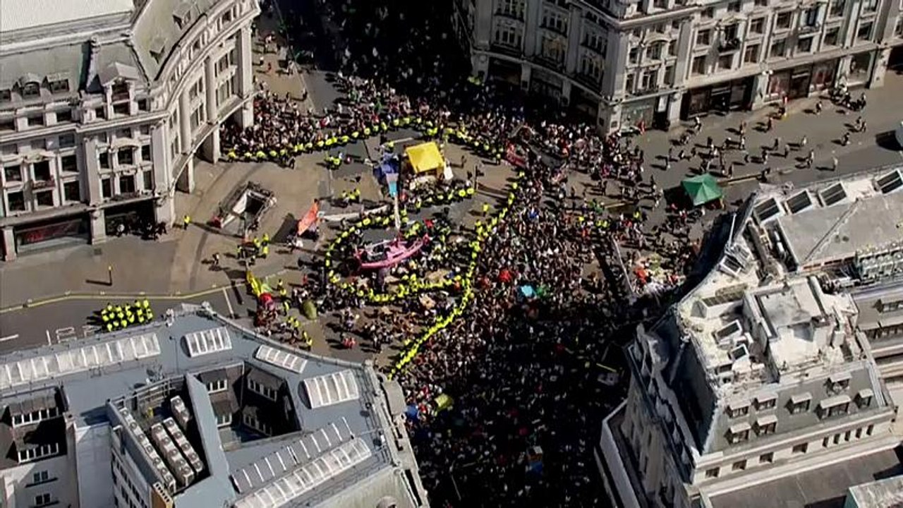 Klimaproteste in London - Fast 600 Festnahmen