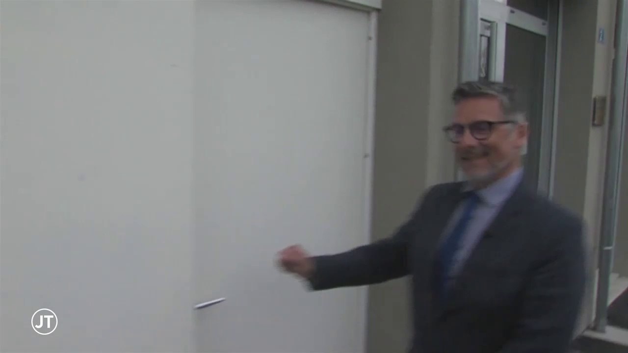 A LA UNE/ Le casse-tête du retrait de cash à la campagne