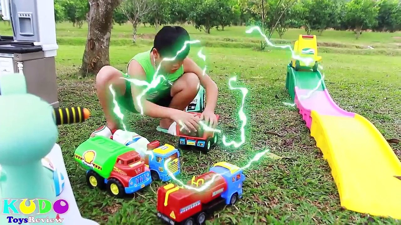 Johnny Johnny Rhymes 学习颜色与婴儿Gombal糖果孩子手指家庭的话#087