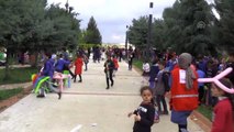Türk ve Suriyeli Çocuklar Kızılay Çocuk Festivali'nde Buluştu
