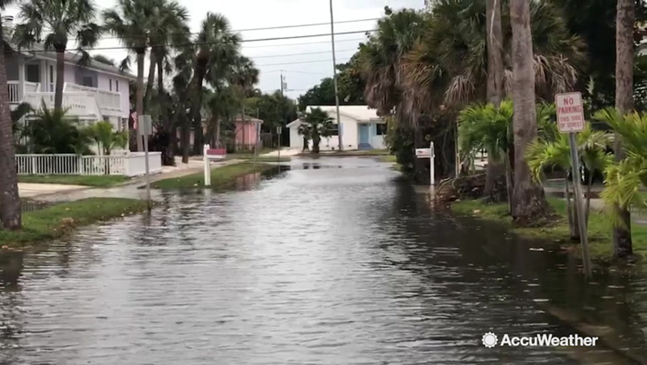 Storm puts Florida roads underwater