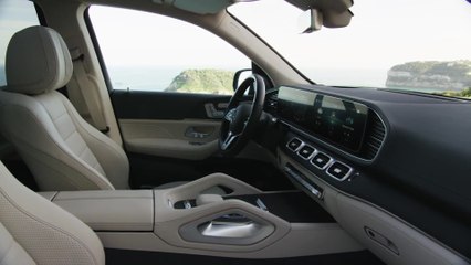 The new Mercedes-Benz GLS Interior Design