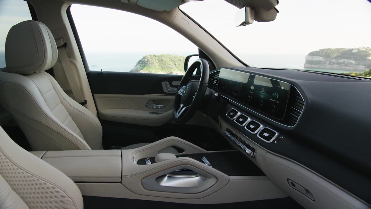 The new Mercedes-Benz GLS Interior Design