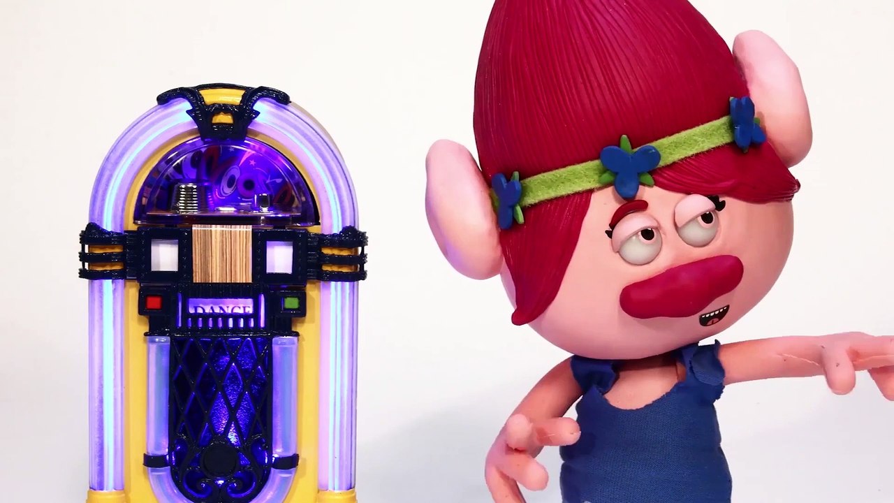 LEGO Star Wars (Stop Motion) - Anakin Skywalker And The Hot Dog - Star Wars Lego Set  Crafty Kids