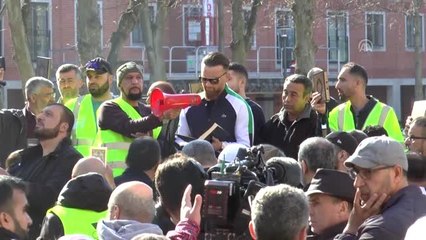 Danimarka'da Müslümanlardan Kur'an'a ve Kutsal Kitaplara Saygı Yürüyüşü