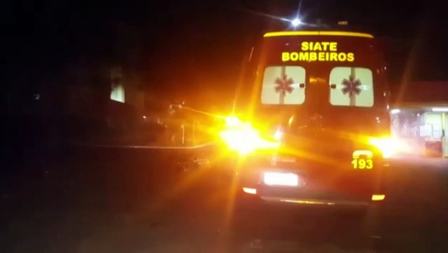 Jovem sofre fratura em colisão de trânsito na Rua Jorge Lacerda