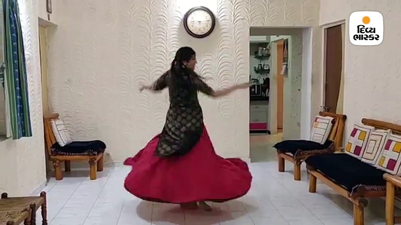 "લવની ભવાઈ ' ફેમ આરોહી પટેલે ફિલ્મ "કલંક' ના સો...