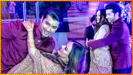 Sharad Malhotra And Ripci Bhatia ROMANTIC DANCE At Sangeet Ceremony