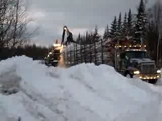 Chargement du Truck de bois