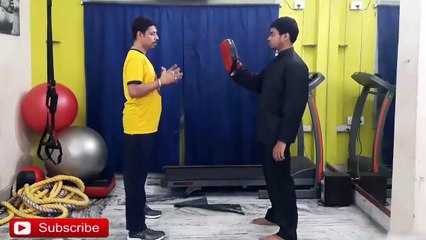 Download Video: Bruce Lee's Jeet Kune Do The Leading Straight Right Punching Techniques in [Hindi - हिन्दी],