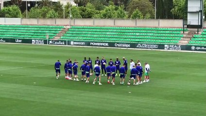 Último Entrenamiento del Betis Antes de Recibir al Valencia