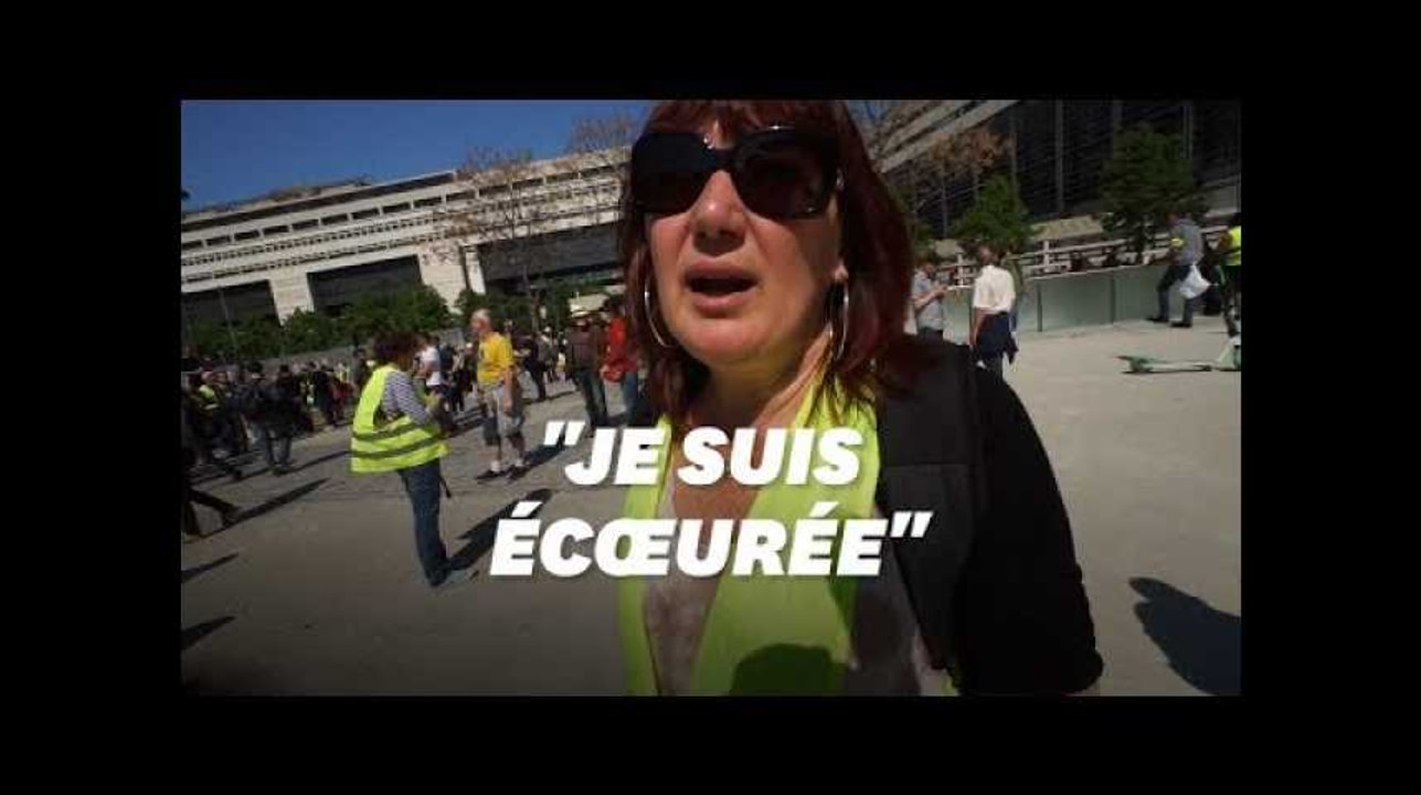 Acte 23: Les gilets jaunes réagissent aux dons pour Notre-Dame