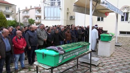 Anne ve kızını öldürmeden önce eve çiçek içerisinde mermi göndermiş