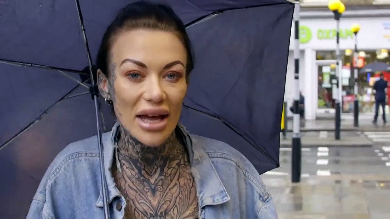 Would You Help This Woman? - Real Stories Original