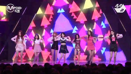 [MPD직캠] 다이아 직캠 4K '우와(WOOWA)' (DIA FanCam) | @MCOUNTDOWN_2019.4.18