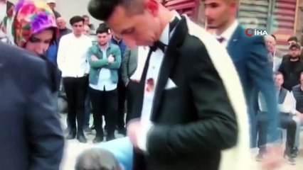 Damat düğünden hemen sonra maça geldi