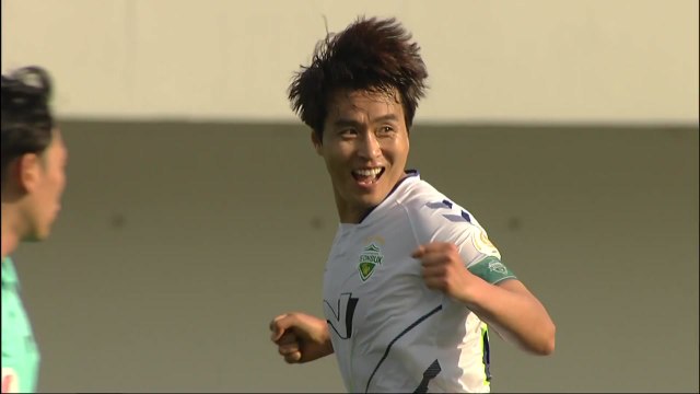 이동국 시즌 2호골...전북 3연승 선두 도약 / YTN