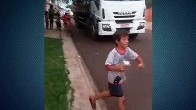 Grupo de motociclistas proporciona tarde especial para crianças carentes